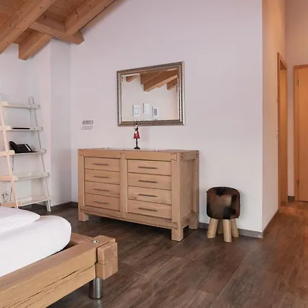 Renata Γκρίντελβαλντ